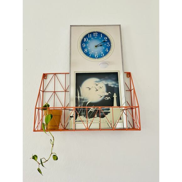 Vintage 70s Brytone Lighthouse Nautical Mirror Clock MCM - Picture 3 of 4